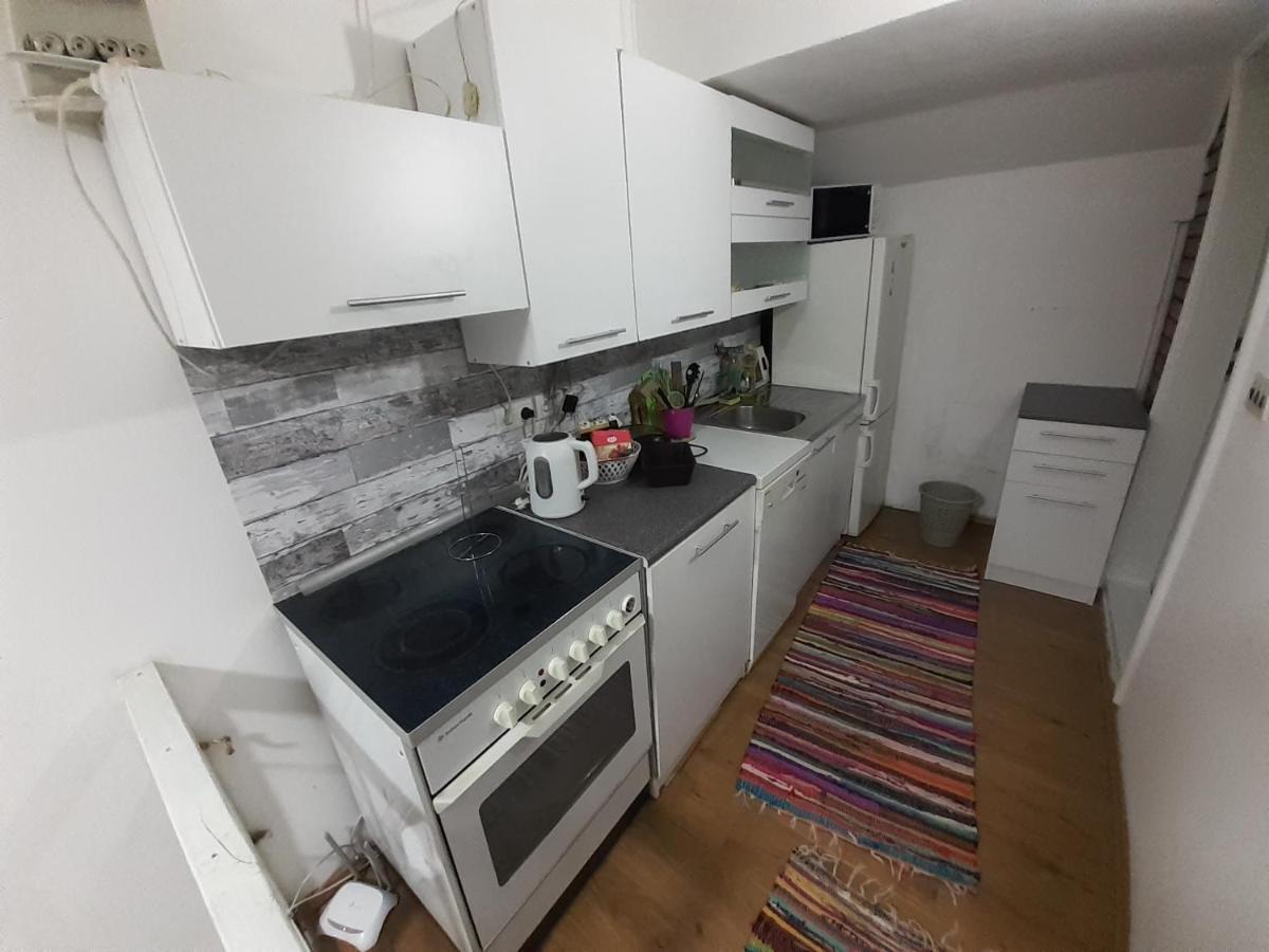 Rooms & Apartment Gh Pasha Tuzla Extérieur photo
