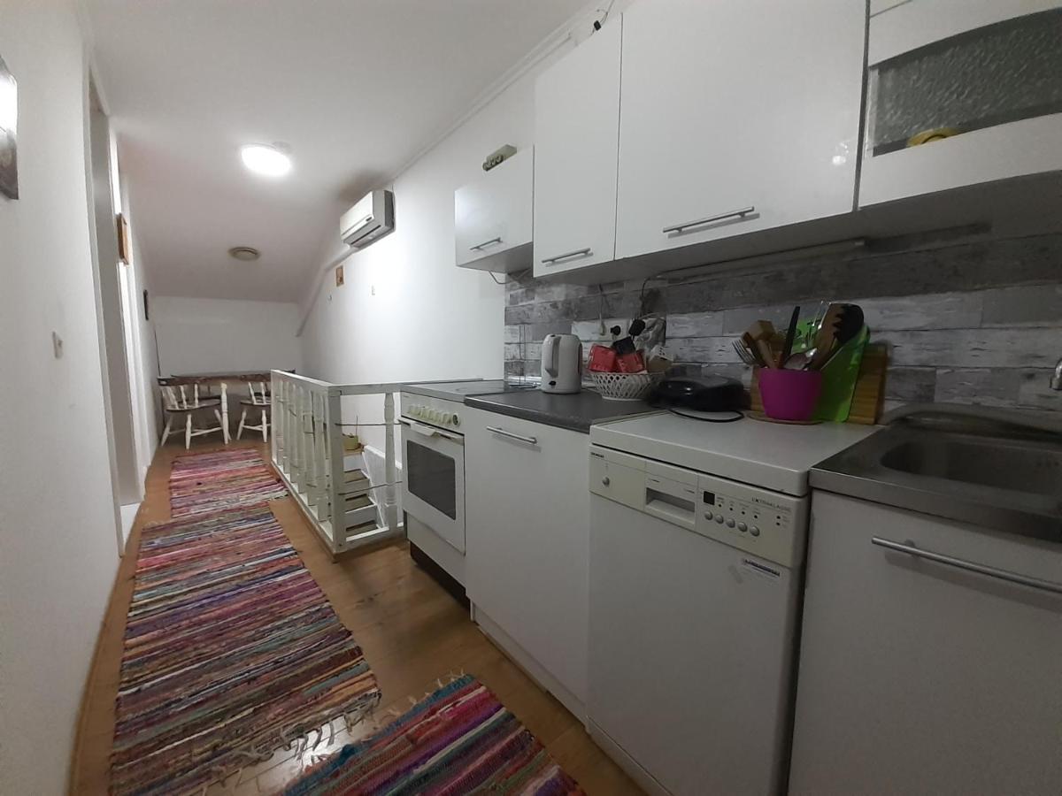Rooms & Apartment Gh Pasha Tuzla Extérieur photo