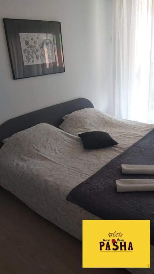 Rooms & Apartment Gh Pasha Tuzla Extérieur photo