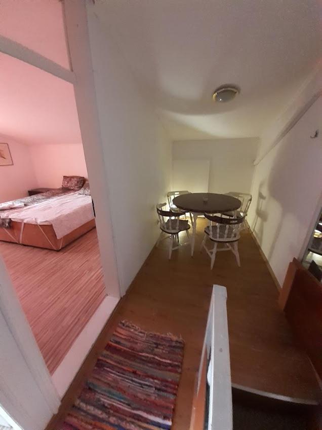 Rooms & Apartment Gh Pasha Tuzla Extérieur photo