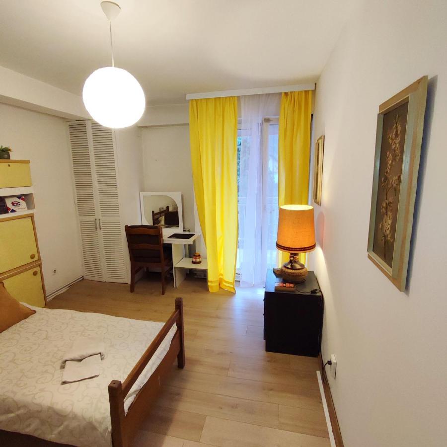 Rooms & Apartment Gh Pasha Tuzla Extérieur photo