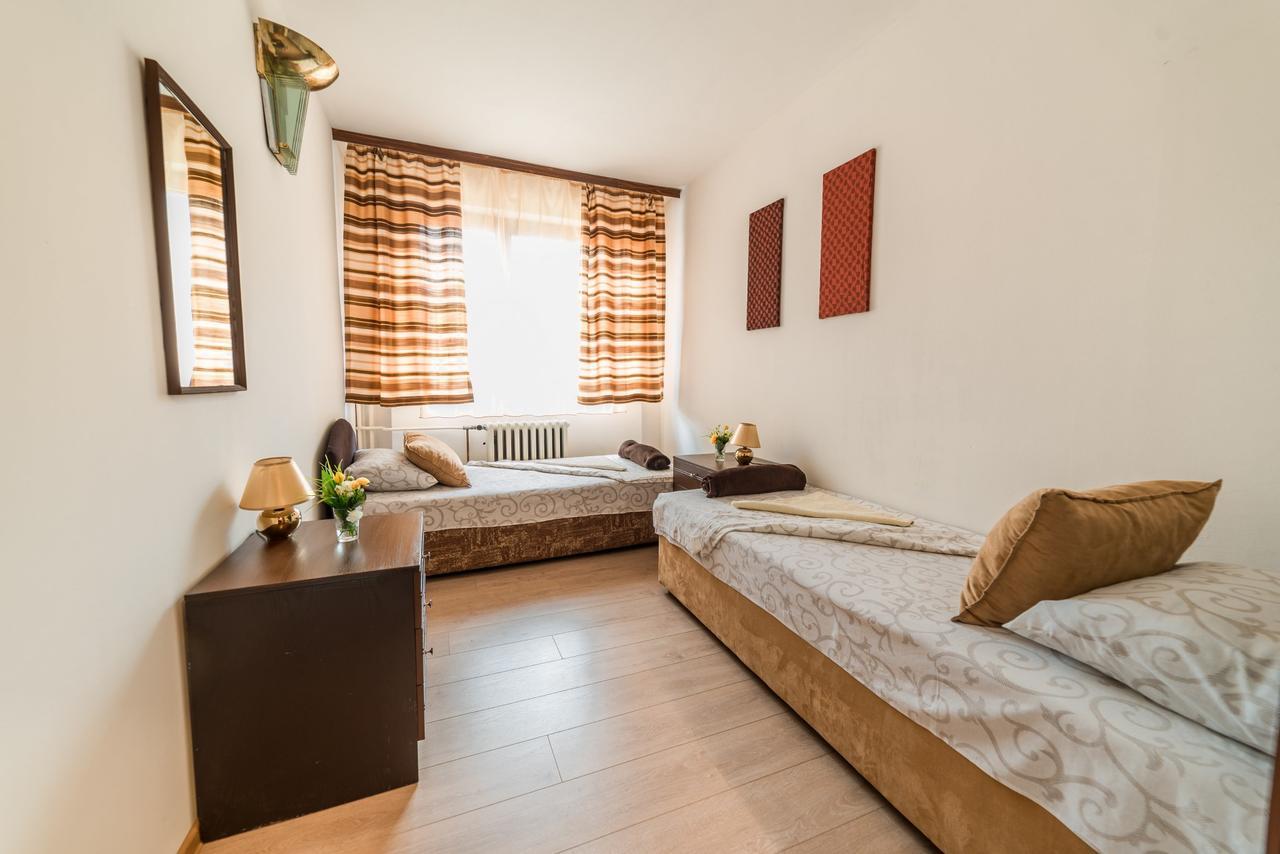 Rooms & Apartment Gh Pasha Tuzla Extérieur photo