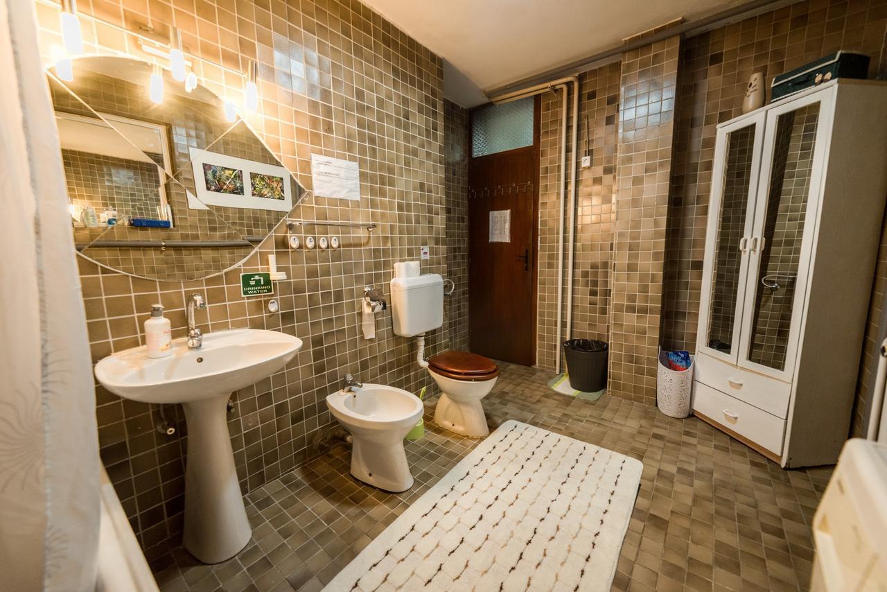 Rooms & Apartment Gh Pasha Tuzla Chambre photo