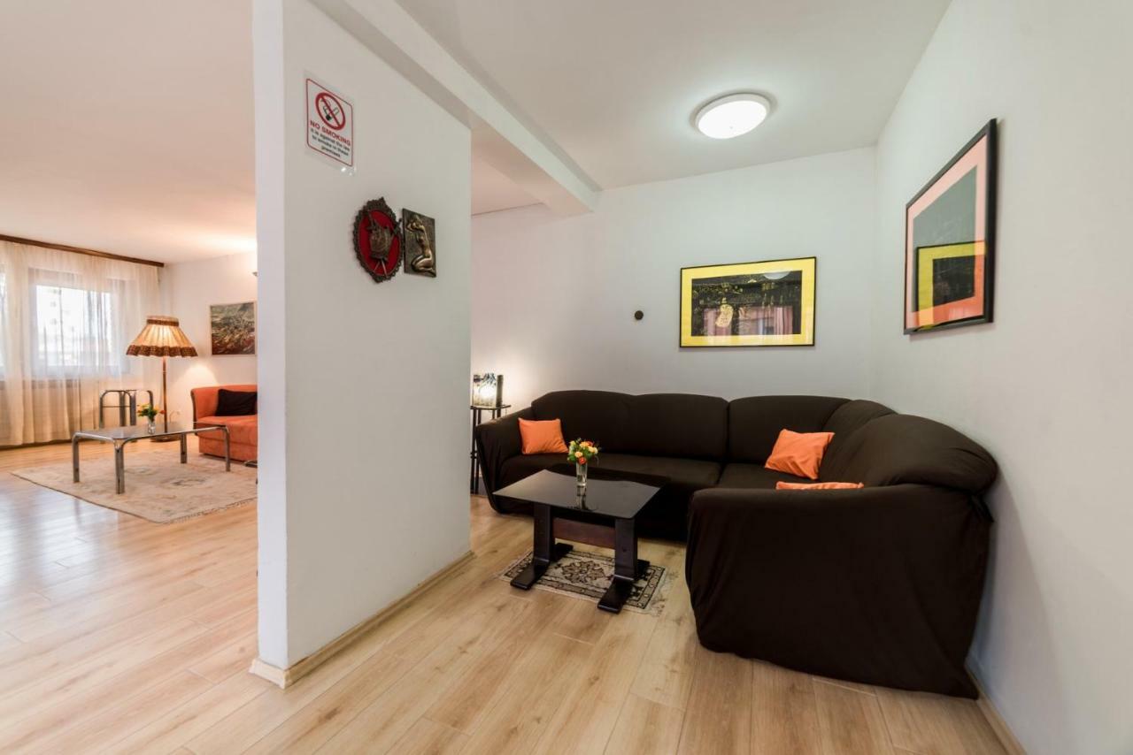 Rooms & Apartment Gh Pasha Tuzla Extérieur photo